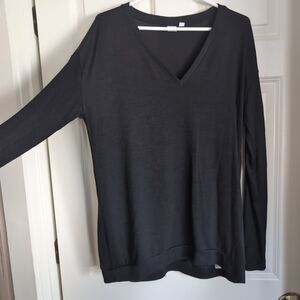 Oversized black V neck sweater with fitted sleeves